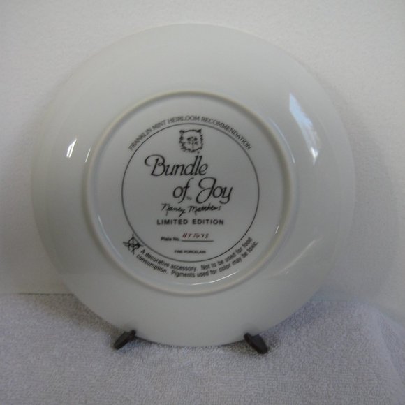 Franklin Mint Heirloom Cat Plate, "Bundle of Joy", limited edition, HT1278 - Picture 2 of 3